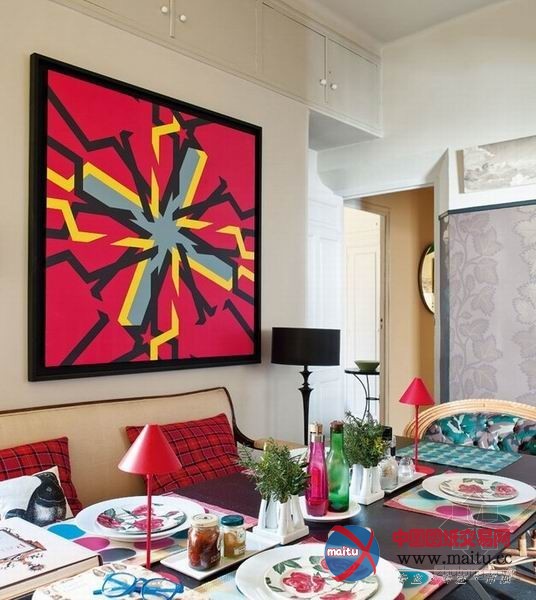 混搭又充满艺术感的公寓装修设计