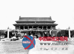 天安门44年前秘密重建 脊瓦里藏珠宝