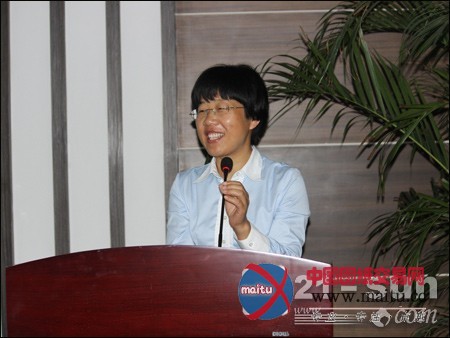 星邦重工举行年中工作总结暨团队拓展活动