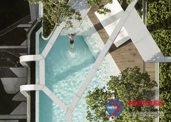 TROP设计的曼谷屋顶泳池