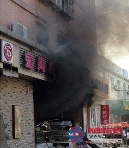 北京一蛋糕店发生燃气爆燃事件致数人伤亡