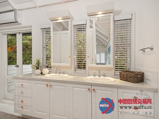 拜伦湾冲浪屋:好莱坞大牌也得排队入住