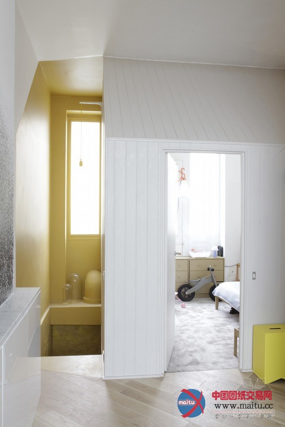 温室改造的巴黎阁楼公寓设计