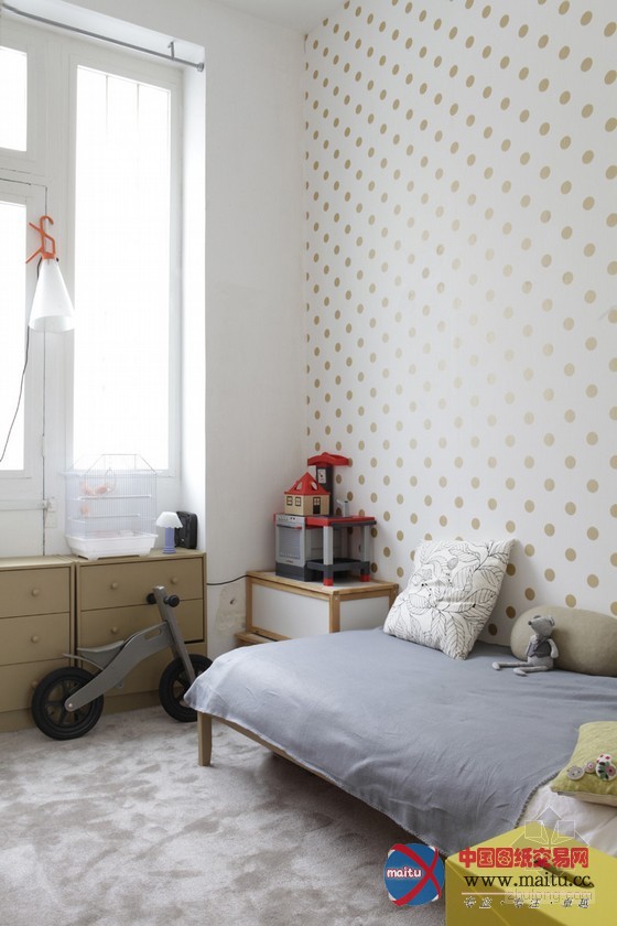 温室改造的巴黎阁楼公寓设计