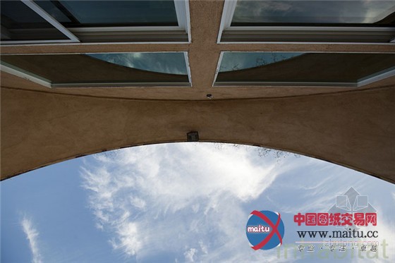 节能耐用的加州掩土屋模板