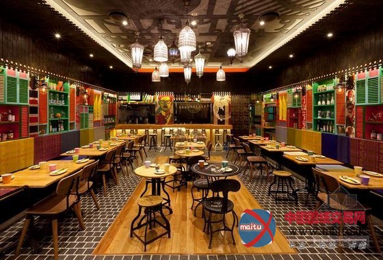 泰国精致的Tanoon Mai餐厅设计 诉说着当时的故事