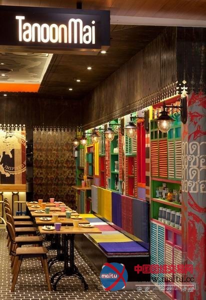 泰国精致的Tanoon Mai餐厅设计 诉说着当时的故事