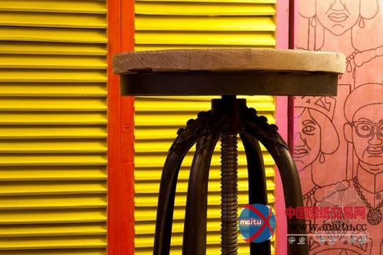 泰国精致的Tanoon Mai餐厅设计 诉说着当时的故事