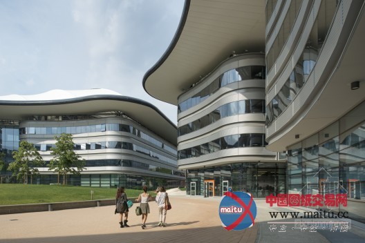 福斯特等联合设计的意大利Luigi Einaudi校园
