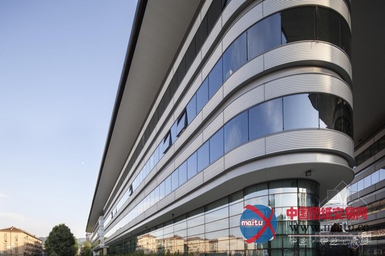 福斯特等联合设计的意大利Luigi Einaudi校园