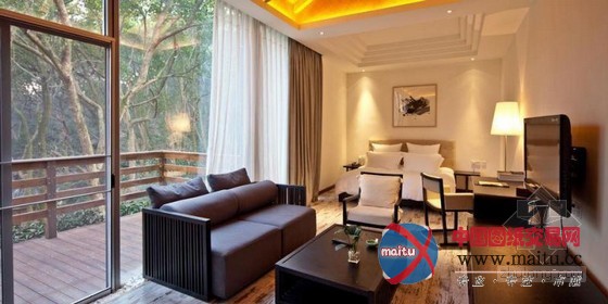 杭州凤凰山庄艺术酒店设计 呈现国内外当代艺术大家真作