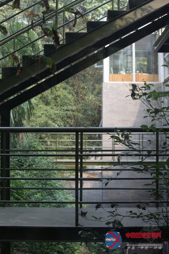 杭州凤凰山庄艺术酒店设计 呈现国内外当代艺术大家真作