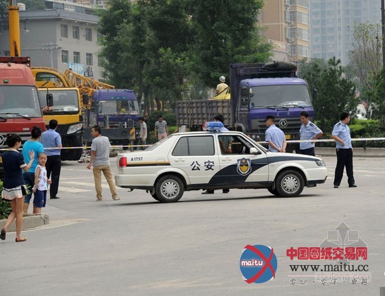 西安工地坍塌致4死4伤