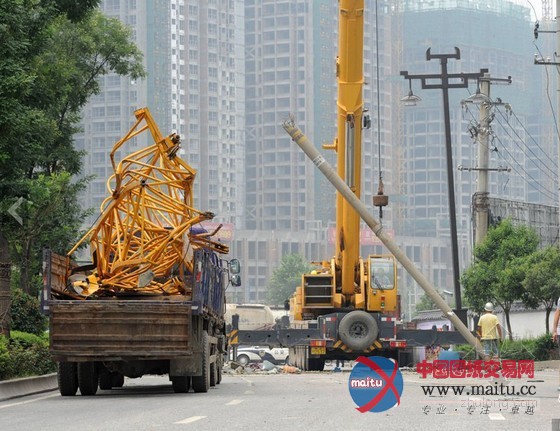 西安工地坍塌致4死4伤