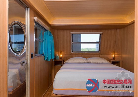 变废为宝!报废拖车变山顶湖景房设计