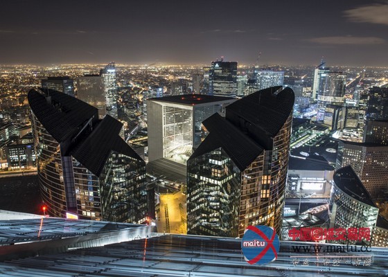 卡洛斯在巴黎摩天大楼拍摄奇妙建筑