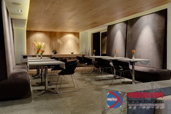 开普敦Table Mountain脚下的POD酒店设计