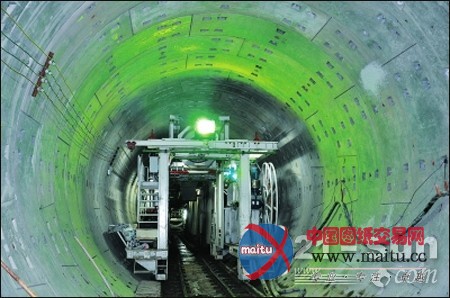 金城一号接受体检 地铁盾构机掘进266米