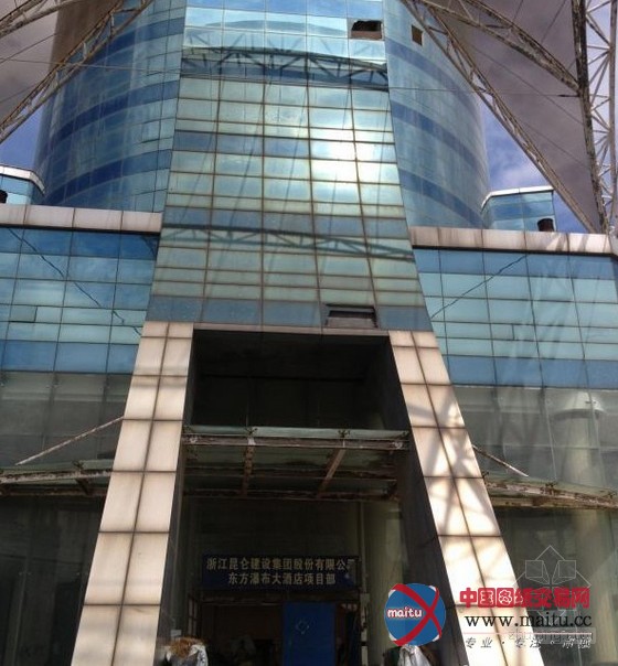 苏州世界上最高瀑布大楼封顶近十年成烂尾楼