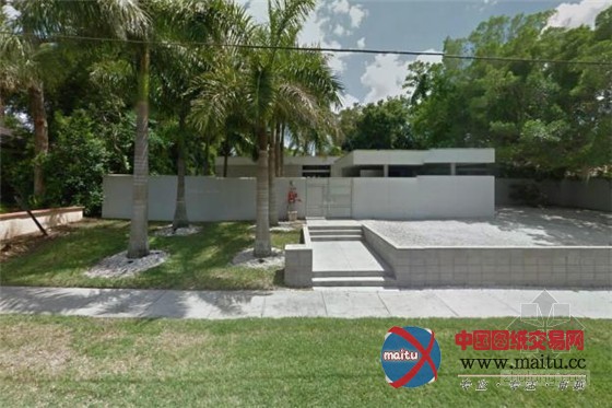 萨拉索塔风格的当代房屋