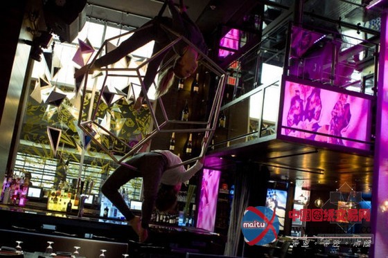 都市夜生活 刺激你感官的棱镜艺术梦幻餐厅装修