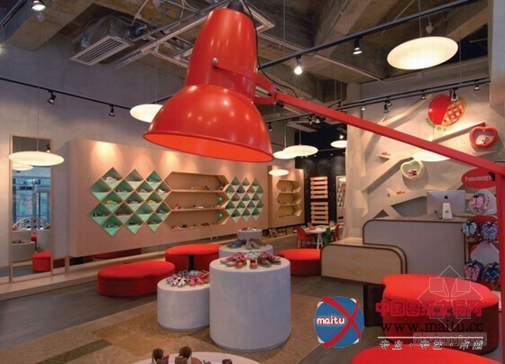 香港apple & pie童鞋精品店 实用又充满嬉戏感