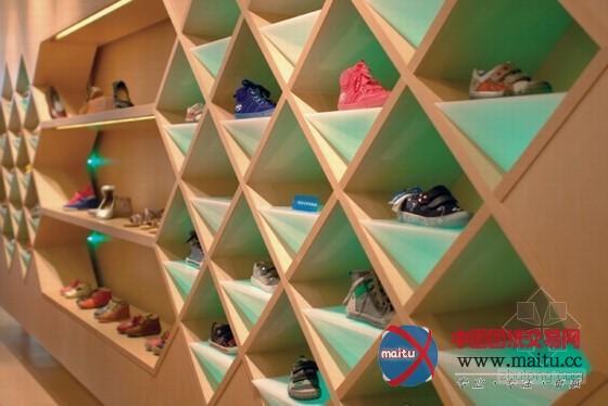 香港apple & pie童鞋精品店 实用又充满嬉戏感