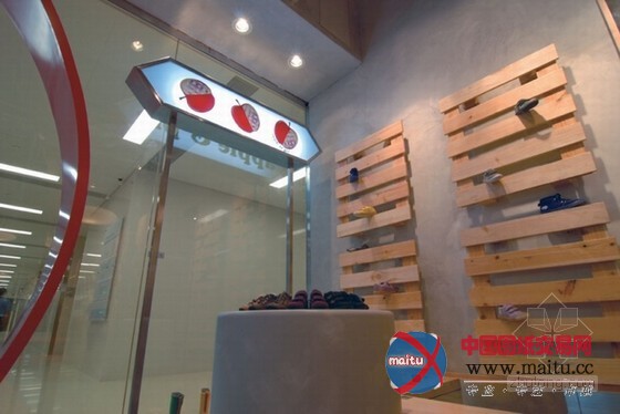 香港apple & pie童鞋精品店 实用又充满嬉戏感