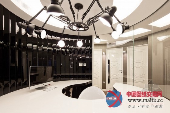 上海富有豪华创意的服装设计师公寓设计