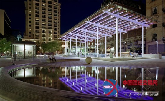 波兰特新都市体验地“西蒙与海伦导演公园”