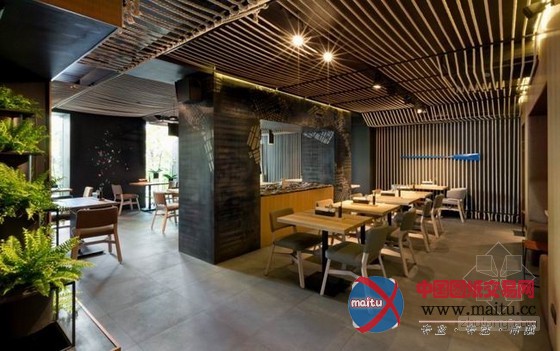 创意独特!乌克兰基辅Odessa餐厅设计