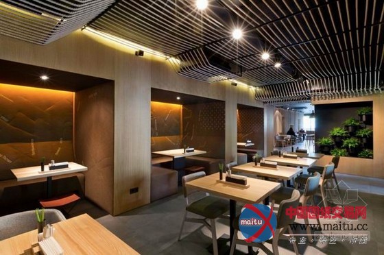 创意独特!乌克兰基辅Odessa餐厅设计