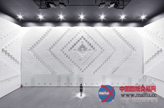 Unsangdong建筑事务所设计的南韩现代汽车馆