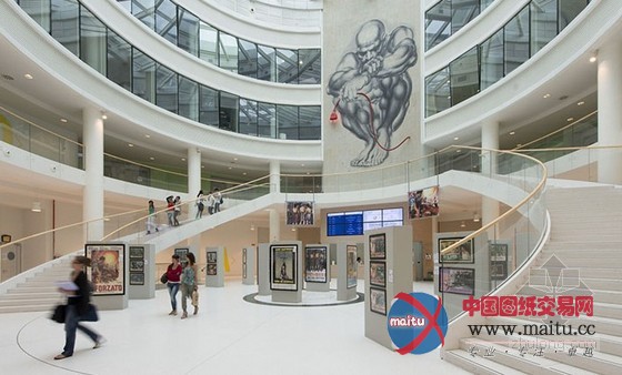 FormTL设计的澳大利亚都灵大学悬臂屋顶