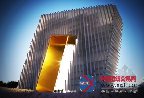 OOIIO设计的秘鲁倾斜酒店