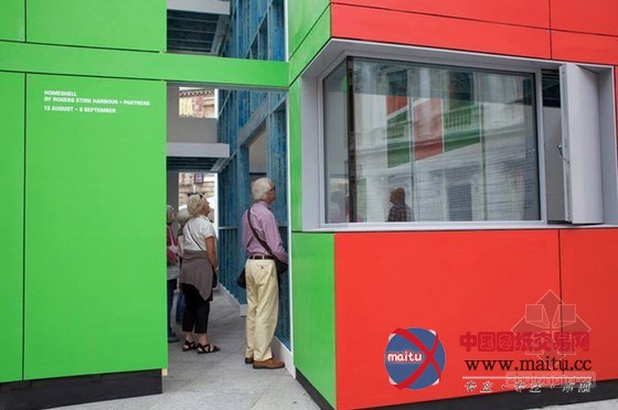 理查德•罗杰斯设计的英国低成本住宅建筑