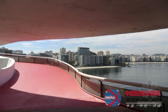 奥斯卡·尼迈耶设计的巴西当代艺术博物馆