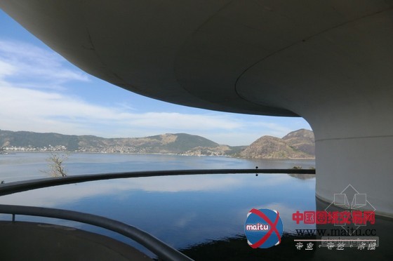 奥斯卡·尼迈耶设计的巴西当代艺术博物馆