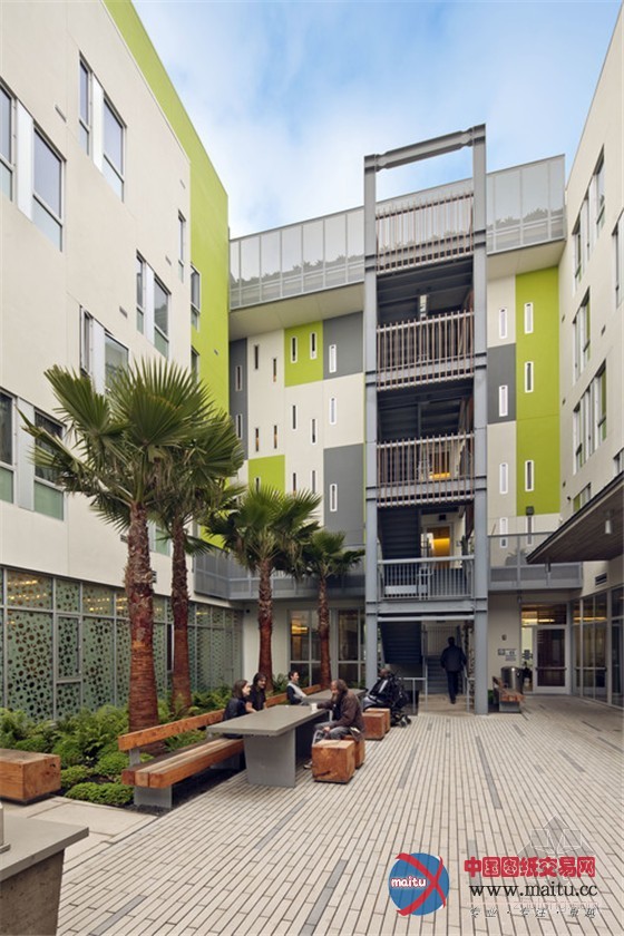 美国加利福尼亚理查森公寓景观花园