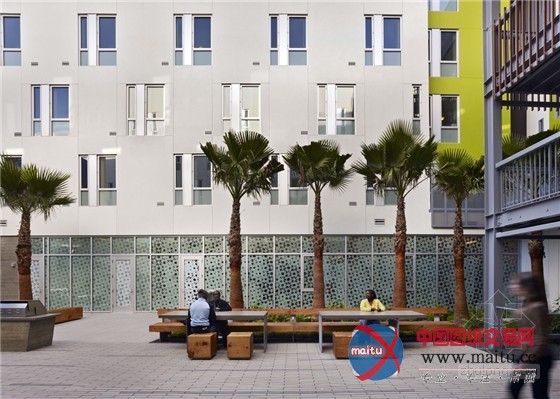 美国加利福尼亚理查森公寓景观花园