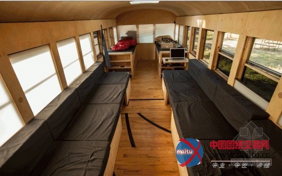 校车改建的旅行房车设计 胜在新意