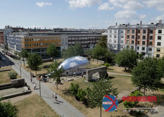 Plastique设计的哥本哈根航空馆