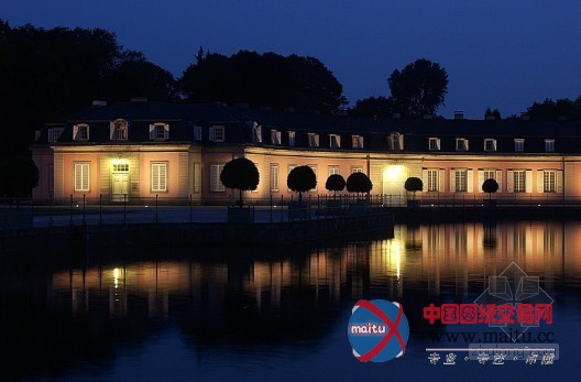 电器照明:让天空恢复黑暗