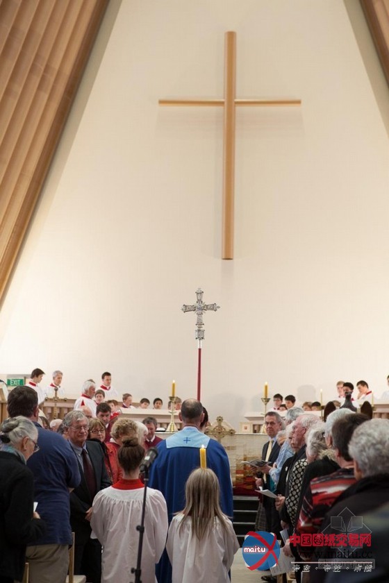 坂茂设计的新西兰纸板大教堂