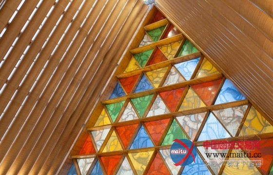 坂茂设计的新西兰纸板大教堂