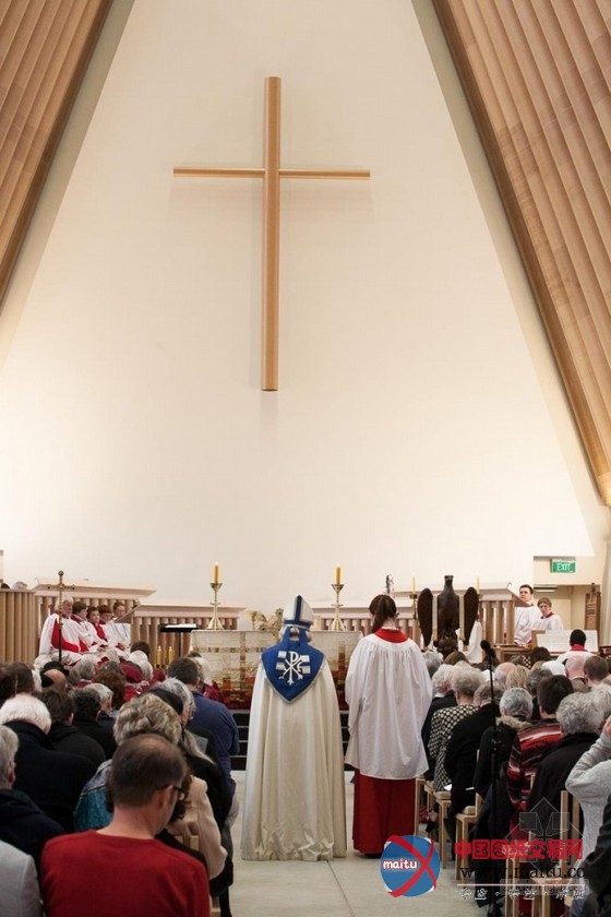 坂茂设计的新西兰纸板大教堂