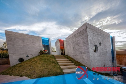 Broissin设计的墨西哥绿山校园