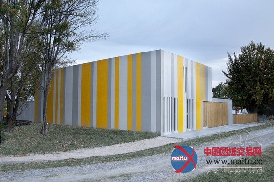 tactic-a设计的拉各斯德莫雷诺旅游住宅