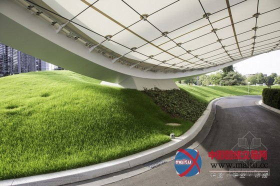 Graft建筑师设计的德国汽车停车坪