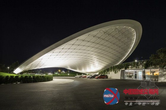 Graft建筑师设计的德国汽车停车坪